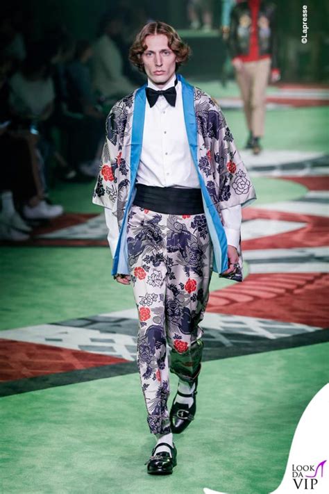 gucci milano sfilata 22 febbraio 2017 via mecenate|MILAN FASHION WEEK 22.